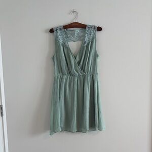 Vero Moda Mint Green Lace Sleeveless Dress (Deep V)